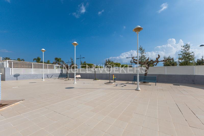 Foto 5c5b5267-843d-417c-b73c-91c6a44ce097. Apartament amb calefacció aparcament piscina a Playa Norte Peñíscola