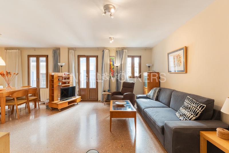 Foto c5179786-06c9-4ffa-97ae-c9c695dbd6a5. Miete appartement mit heizung parking in La Seu Valencia