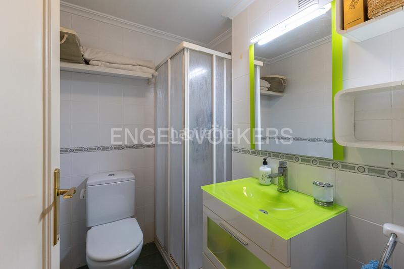 Foto 710aae2f-8798-47a5-a862-59a7b79026a3. Rent apartment with heating parking in La Seu Valencia