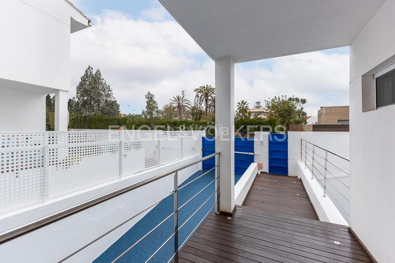 Foto 06147a6b-ad08-41ee-bb27-6da3763c9cff. Haus mit heizung parking pool in La Cañada Paterna