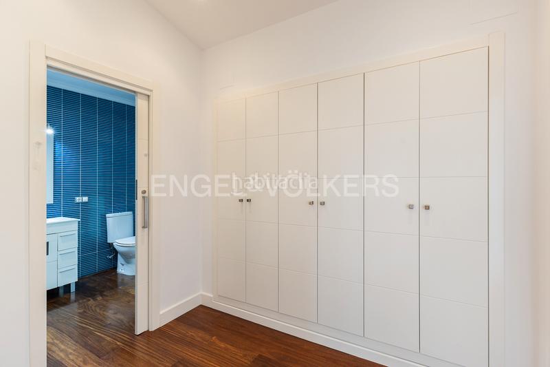 Foto e2440d41-c751-4cc6-973e-0e4306e24ea3. Haus mit heizung parking pool in La Cañada Paterna