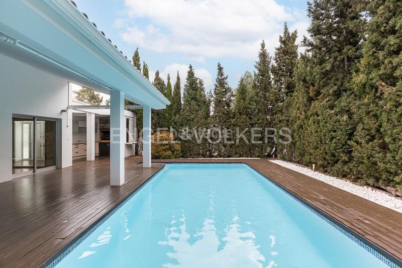 Foto f7865adb-dee0-4d7f-80e7-d7266b817aa0. Haus mit heizung parking pool in La Cañada Paterna