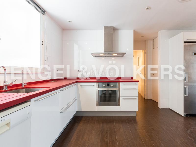 Foto 4ce940cc-5869-4cf7-a389-bc9069a87c0b. Location appartement avec chauffage parking dans La Xerea Valencia