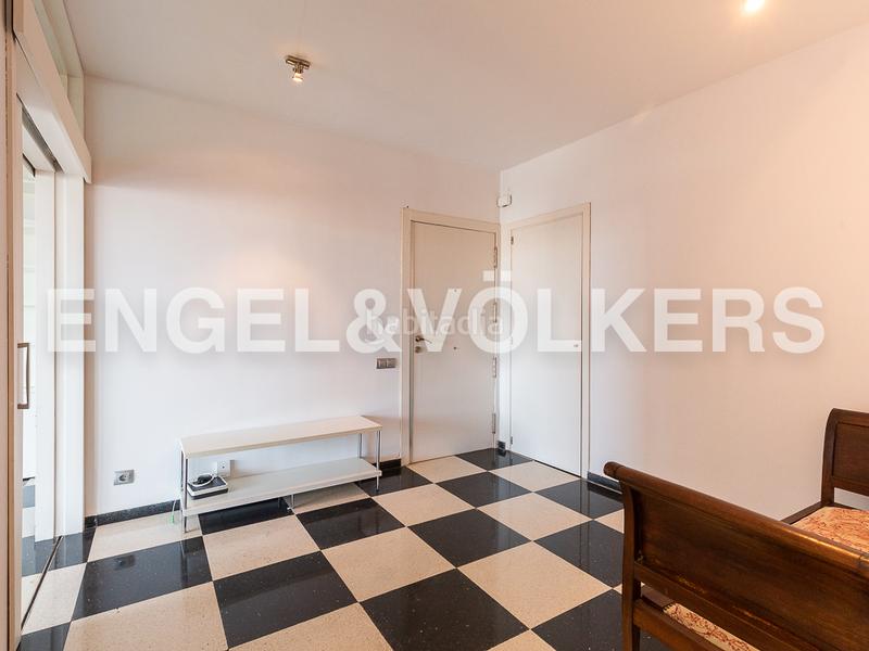 Foto 24734bd4-b078-41b3-81f7-b8a7fd8a4d35. Rent apartment with heating parking in La Xerea Valencia