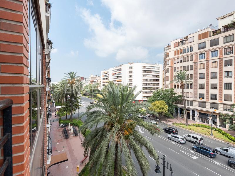 Foto 53fea435-78d0-4314-9c52-7807544e74d7. Lloguer apartament amb calefacció aparcament a Russafa Valencia