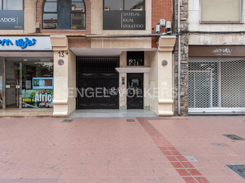 Foto f7771bc7-5c8e-4b24-a3bf-57ebfbeadfc7. Lloguer apartament amb calefacció aparcament a Russafa Valencia