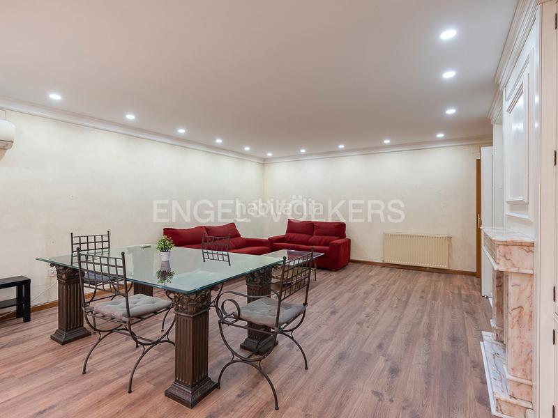 Foto ede42645-0987-4788-a932-44415b4d5676. Miete appartement mit heizung parking in Russafa Valencia