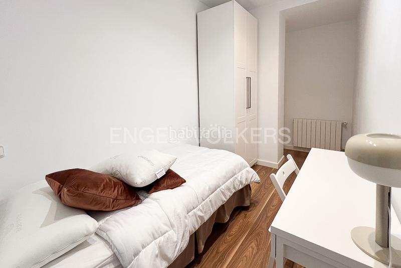 Foto 09c80c14-44f6-462d-9769-0d1ca402a32d. Rent apartment with heating in Exposició Valencia