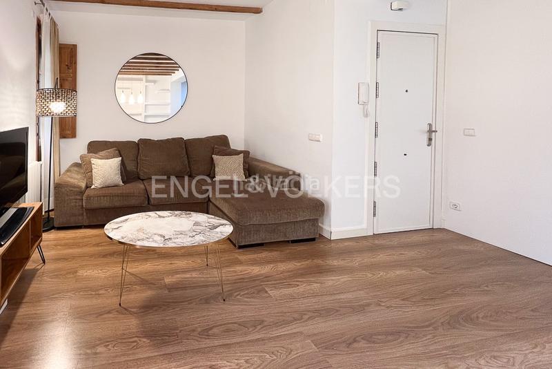 Foto 43c36c30-d649-442e-b2a8-153756c3380a. Rent apartment with heating in Exposició Valencia