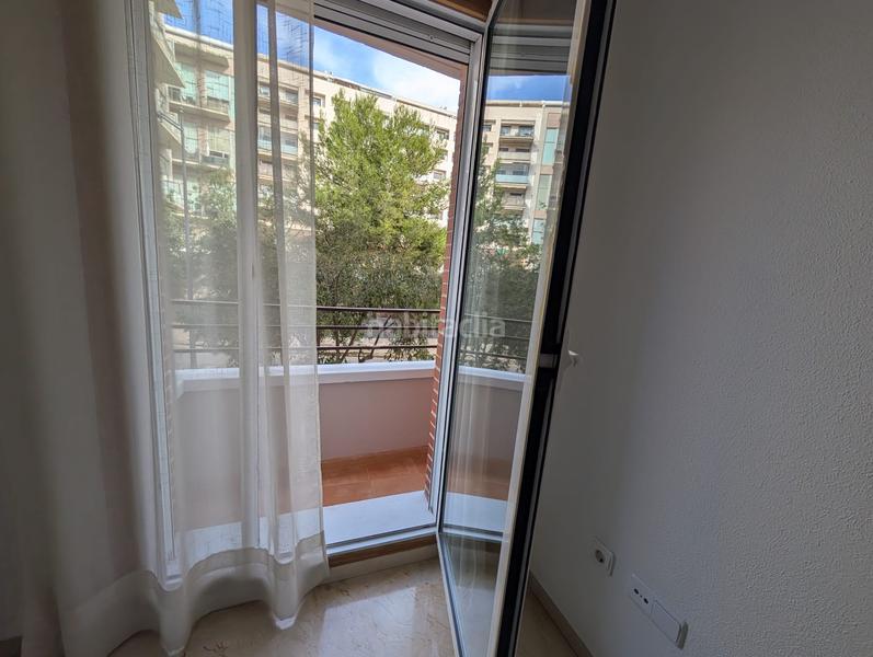 Foto 98329d00-2a4a-4b0a-95b2-7f756593d213. Rent apartment with heating parking in Valterna Paterna