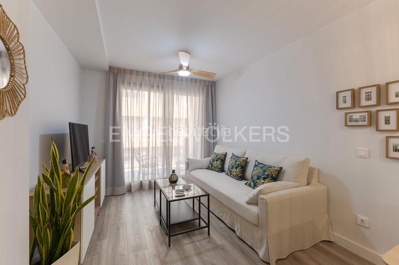 Foto 62c677a4-9837-4f6b-a044-6f7f952095c1. Lloguer apartament amb calefacció aparcament a Beteró Valencia