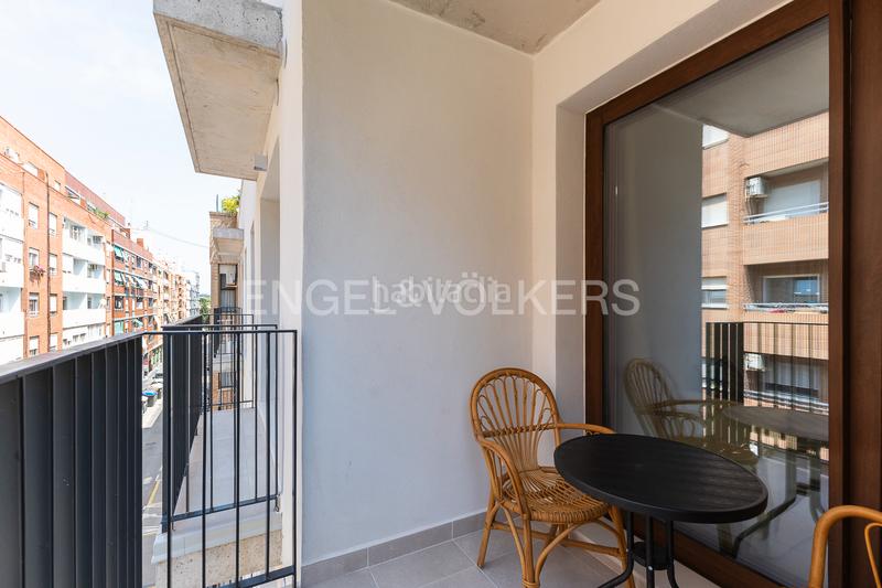 Foto f223e1ce-df76-43b3-8fbd-2a98a969a437. Lloguer apartament amb calefacció aparcament a Beteró Valencia