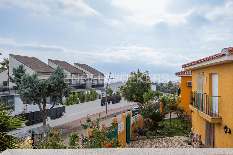 Foto 0123c4aa-1693-49ce-a2ab-d690f196daf6. Casa amb calefacció piscina a Las Atalayas-Urmi-Cerro Mar Peñíscola