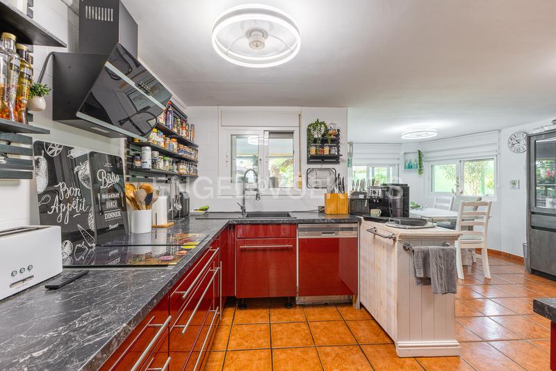 Foto 117733bd-044c-4a52-91bf-1a70cf3cf937. Casa amb calefacció piscina a Las Atalayas-Urmi-Cerro Mar Peñíscola