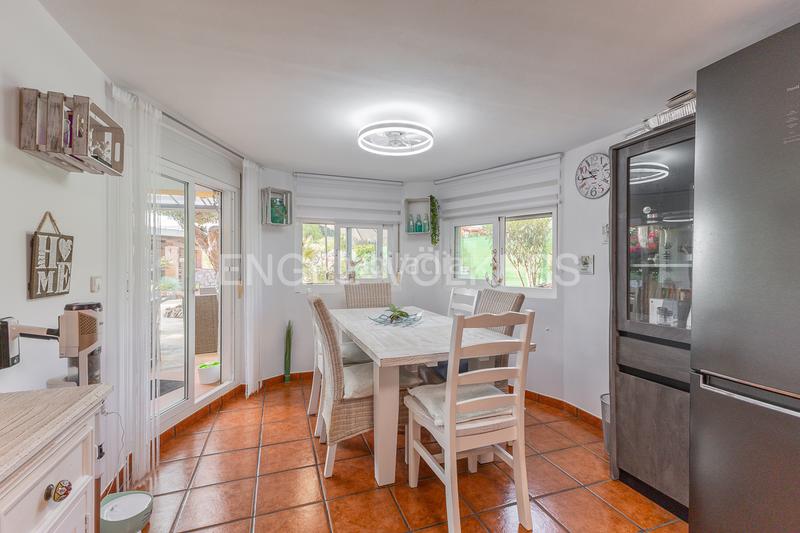 Foto 439f67ce-da60-40c0-9f20-f7bea292d0b4. Casa amb calefacció piscina a Las Atalayas-Urmi-Cerro Mar Peñíscola