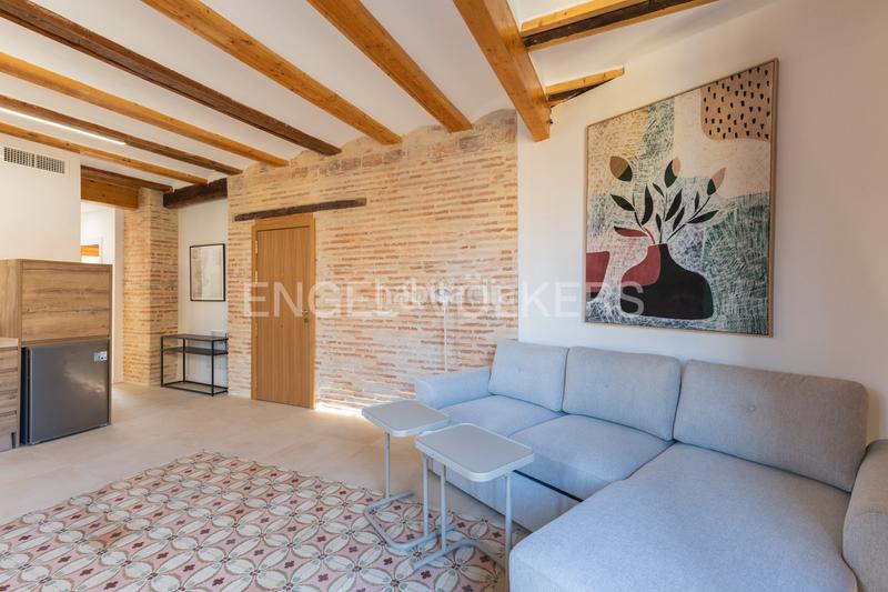 Foto 2f3aa70b-37b9-44fe-b5cc-5e74fbddfc15. Alquiler apartamento exclusivo piso a estrenar en pleno centro de la ciudad en Valencia