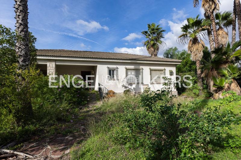 Foto 0e0bc69b-71b9-4d46-bef6-ff0f321f82a3. Casa  con gran parcela en montecañada en La Cañada Paterna