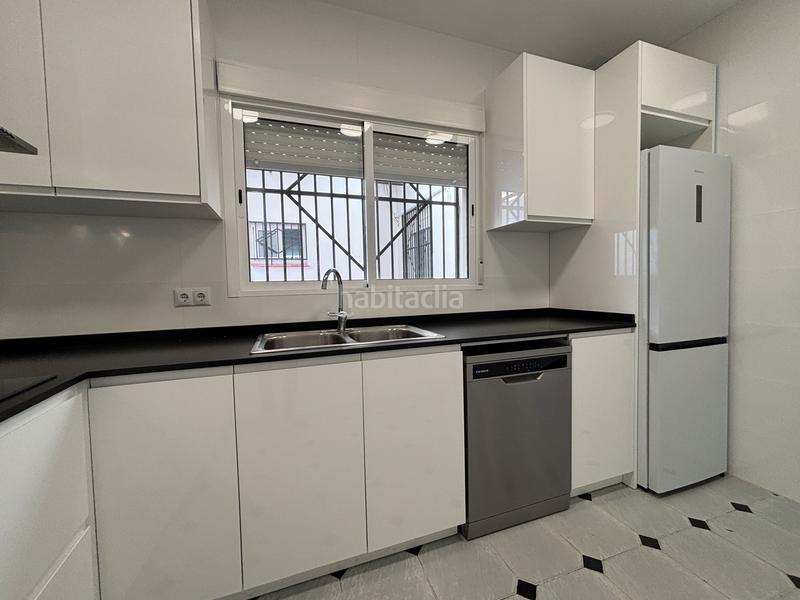 Foto 04d701ac-2f40-4ec7-91ac-e2dda805d598. Rent house with heating parking in Albuixech