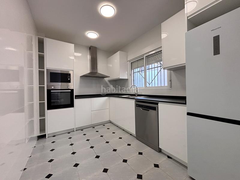 Foto 234910a7-de10-4c12-a218-df396985afe1. Rent house with heating parking in Albuixech