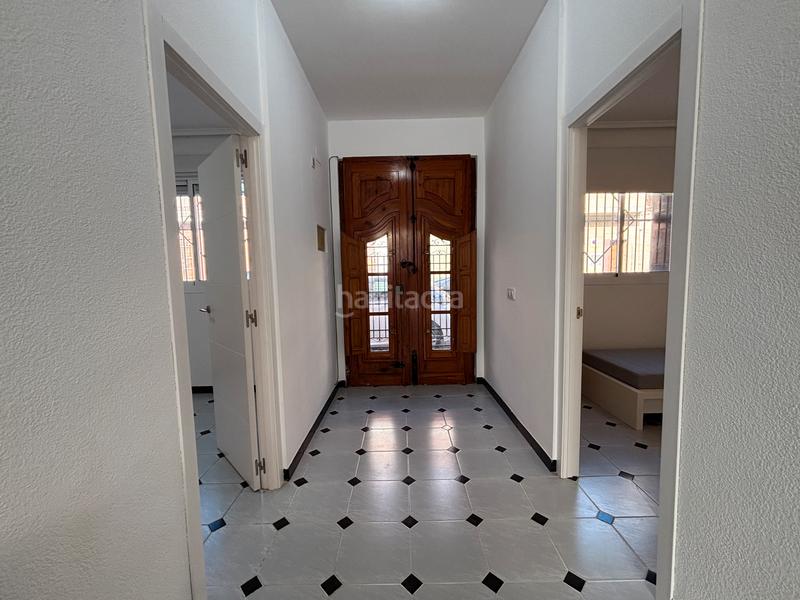 Foto 4fae1b66-bdf3-44e0-bb8d-e970a82ff306. Rent house with heating parking in Albuixech