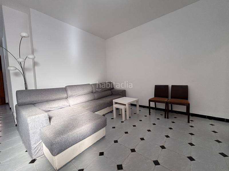 Foto 504daaff-5155-4ce3-a701-aaee42e88012. Rent house with heating parking in Albuixech