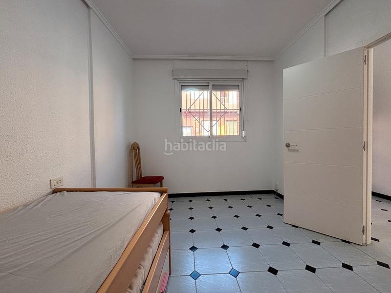 Foto c108a6d8-3251-4136-a71b-244697d2d44a. Rent house with heating parking in Albuixech