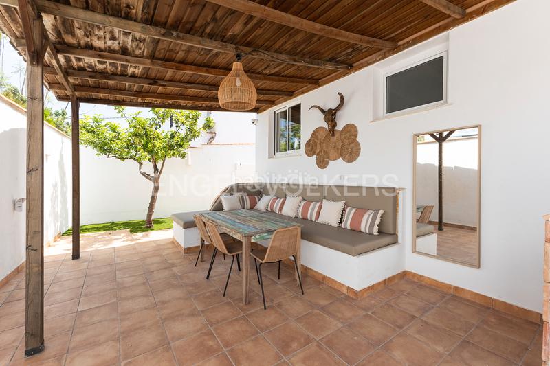 Foto 8a700eac-8e36-46fd-a750-d283ed4e0ac7. Rent semi detached house with heating pool in El Vedat - Santa Apolonia Torrent