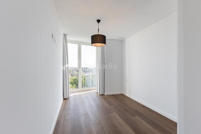 Foto 115e101b-12b9-4209-9af3-3ac6cd1085f1. Rent apartment with heating parking pool in El Grau Valencia