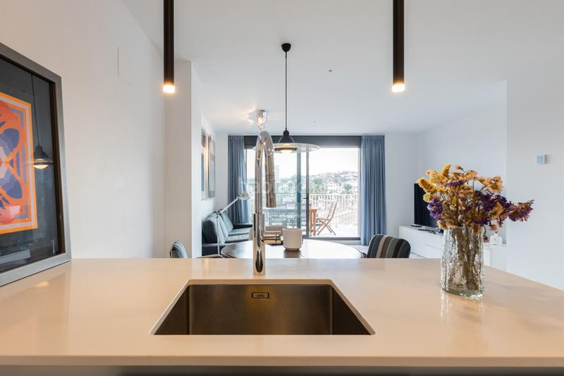 Foto 832f6b88-5e89-470e-8a82-59172ec90934. Location attique avec chauffage parking piscine dans Dénia