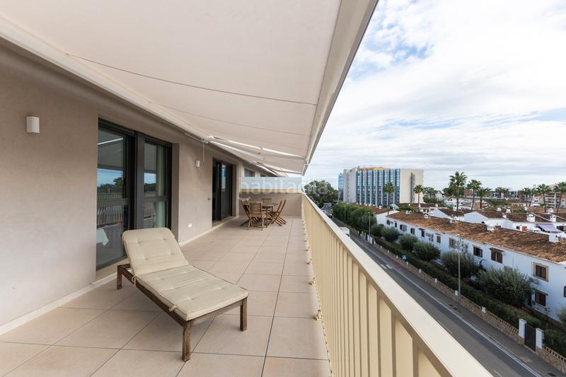 Foto 7c57b4e0-0ad3-4b8e-885f-28a524f03eff. Rent penthouse with heating parking pool in El Puerto Dénia