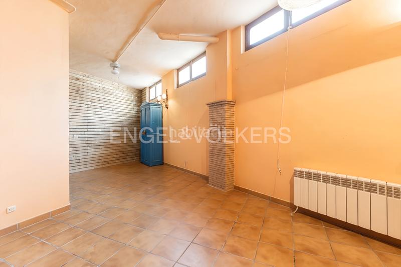 Foto 85c7e3da-591b-4c9b-bd77-3b49fa8a3b8e. Casa espléndido adosado en Viver