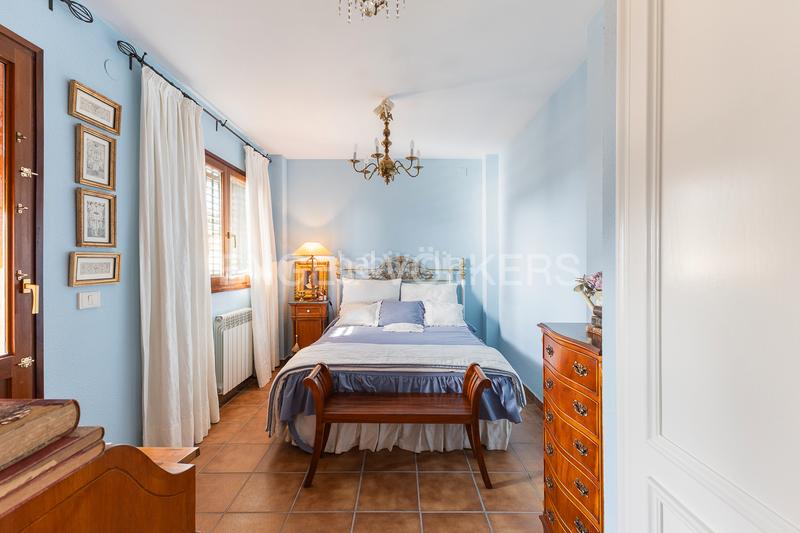 Foto a127d316-fbea-40dc-add3-ad57c779d624. Casa espléndido adosado en Viver