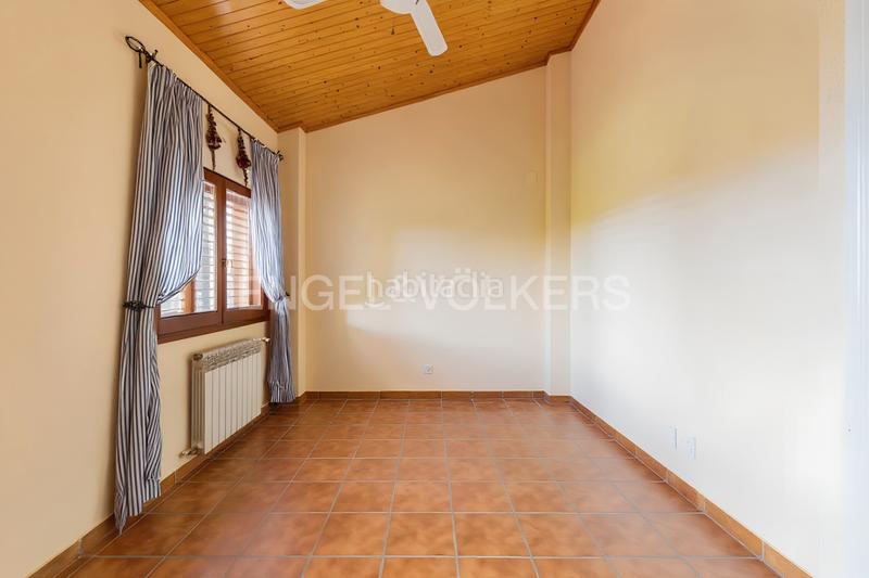 Foto ba1ad74b-d296-4413-9ed7-dc3ec8b41417. Casa espléndido adosado en Viver