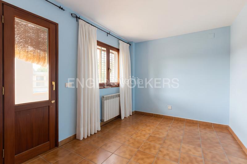 Foto e091a378-72f7-411b-ab38-92da788b51d5. Casa espléndido adosado en Viver