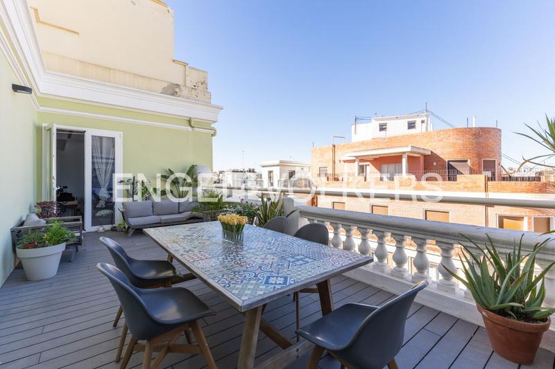 Foto 53c52c90-db1b-4266-ba9b-d5d6ddff29a6. Attique avec chauffage dans Sant Francesc Valencia