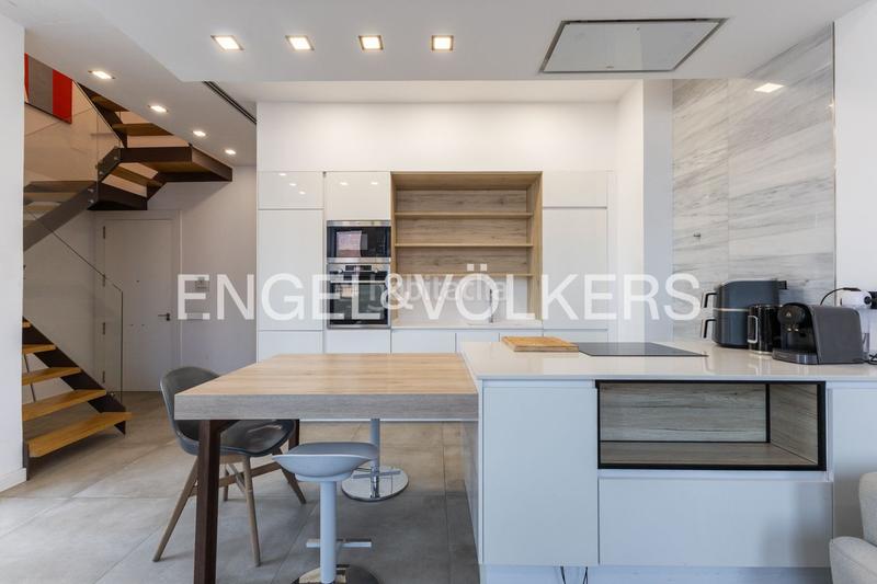 Foto bb7c5e8c-3e18-46f1-8e1c-1e5187e23f4f. Attique avec chauffage dans Sant Francesc Valencia