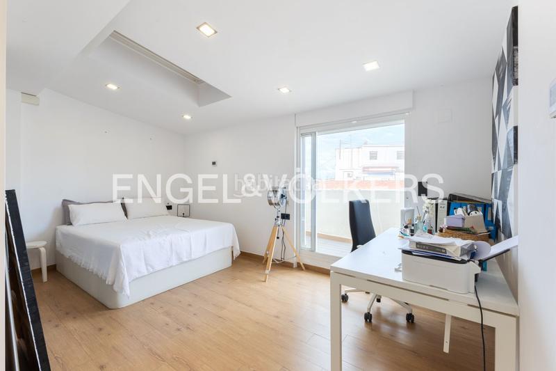 Foto ddd03d44-6a34-42e3-9617-328a857ae35c. Attique avec chauffage dans Sant Francesc Valencia