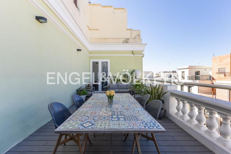 Foto e28d0b90-3c83-46f6-8c6b-2cffca9d08e5. Attique avec chauffage dans Sant Francesc Valencia