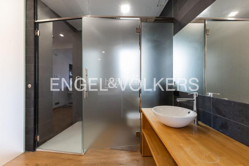 Foto ee972585-f7d4-49cb-85b7-6dafc7af50d1. Attique avec chauffage dans Sant Francesc Valencia