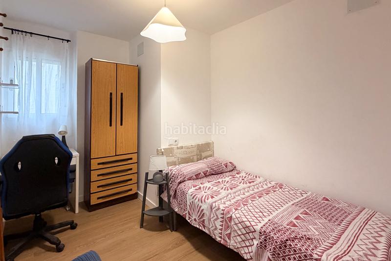 Foto 25c8d3ae-46e8-4bab-910a-a95305fd12c1. Alquiler apartamento amplia vivenda en la zaidía en Valencia