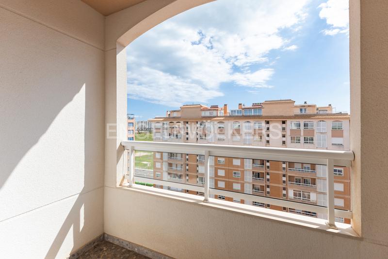 Foto ba19fd0a-d11a-4796-9bb7-e849c55fc652. Apartament amb calefacció a pueblo de Cullera Cullera