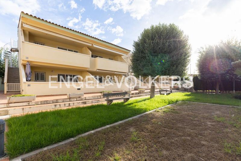 Foto ab099ede-212d-4a65-acec-e8c46d04acdb. Apartament amb calefacció aparcament piscina a Costa Norte Vinaròs
