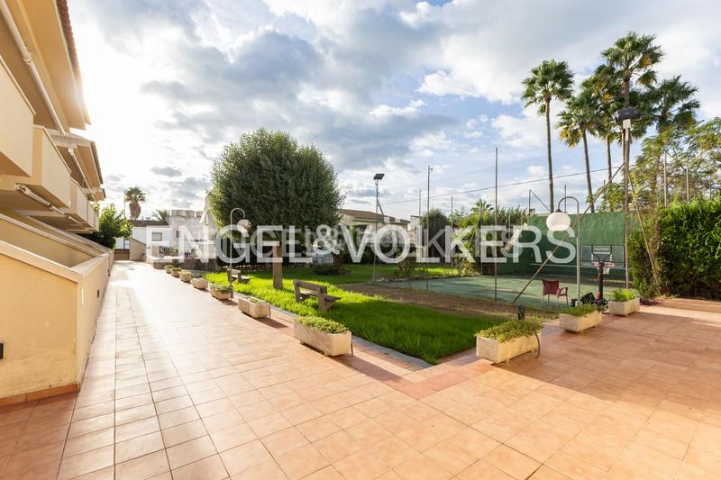 Foto c988e251-82c5-4571-b0b7-9d294e09d554. Apartament amb calefacció aparcament piscina a Costa Norte Vinaròs