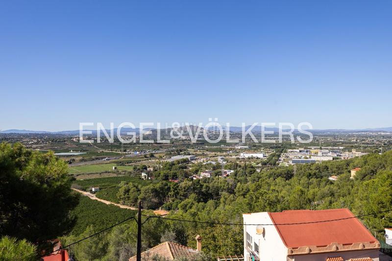 Foto 22977e4d-a8fe-4591-b812-a789547bd5eb. Casa amb calefacció aparcament a El Vedat - Santa Apolonia Torrent