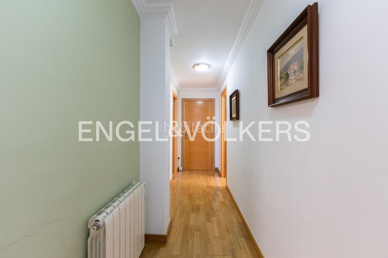 Foto 4f92d1c2-a013-4550-8d6f-cc40a75c6f8c. Casa amb calefacció aparcament a El Vedat - Santa Apolonia Torrent