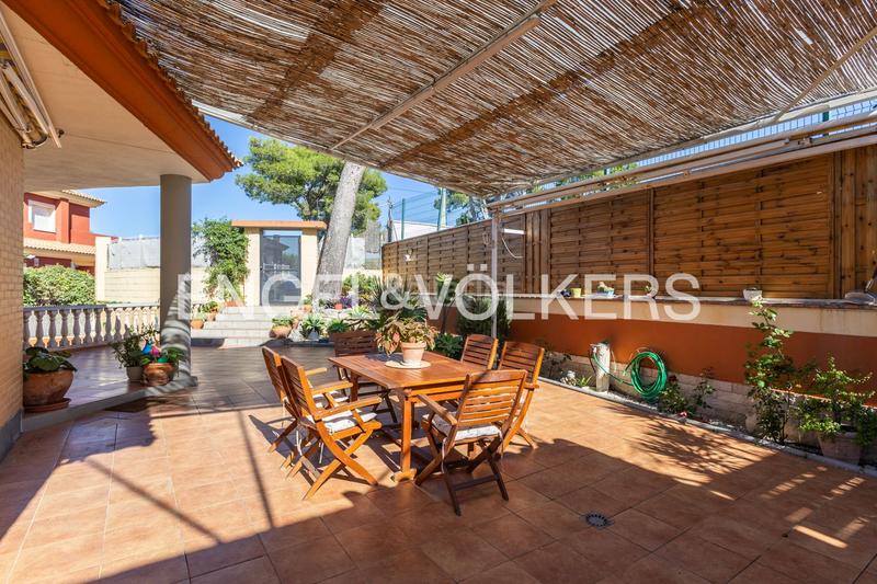 Foto add36e1e-da23-40d6-8c00-592e5a9aa481. Casa amb calefacció aparcament a El Vedat - Santa Apolonia Torrent