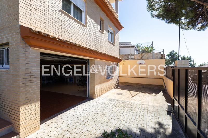 Foto b0491bdb-0bd2-4315-9abd-645962bd4ceb. Casa amb calefacció aparcament a El Vedat - Santa Apolonia Torrent