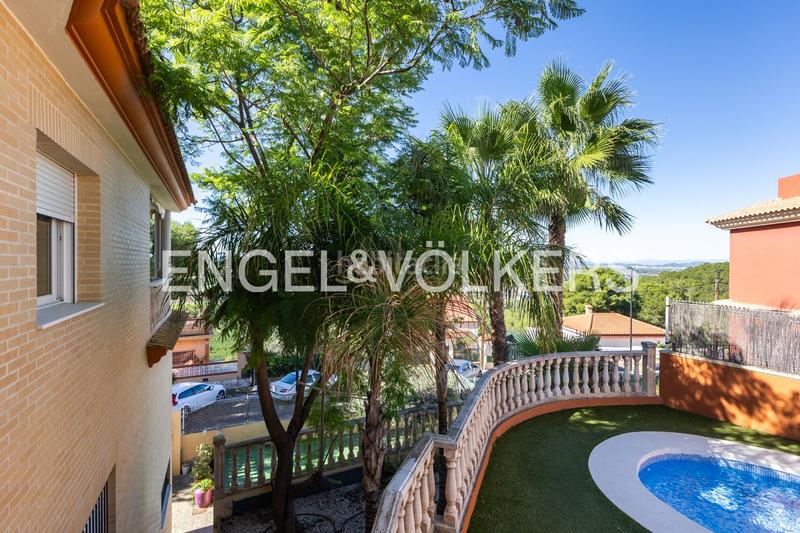 Foto d4d6812b-63f5-48a3-8ae0-887b2c0bf6fb. Casa amb calefacció aparcament a El Vedat - Santa Apolonia Torrent