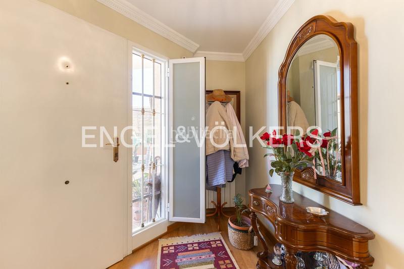 Foto ddd9fa08-f563-4ffd-80bf-c8bc5e0b1e11. Casa amb calefacció aparcament a El Vedat - Santa Apolonia Torrent