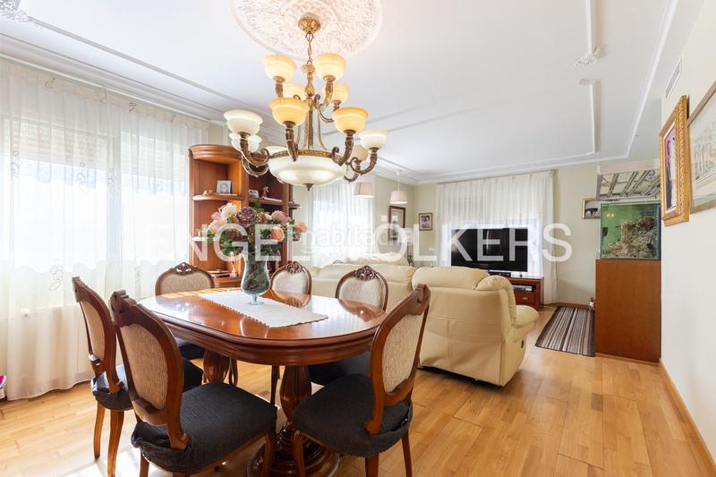 Foto ec81b9e2-4620-4e6d-8e93-00edd06aed43. Casa amb calefacció aparcament a El Vedat - Santa Apolonia Torrent